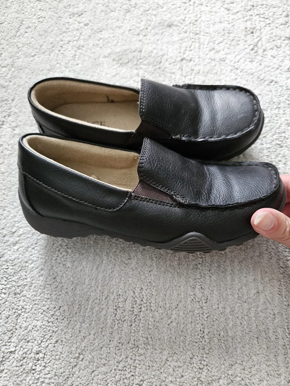 The Childrens Place Brown Slip-on Loafers Size 1